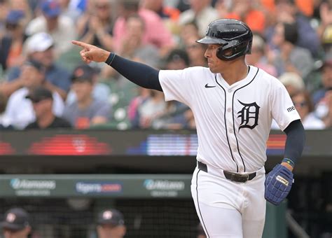 Tigers' Jahmai Jones has first start nixed by stomach flu