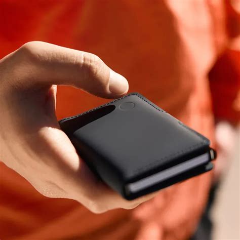 Chipolo and Secrid Jointly Launch a New Trackable Miniwallet