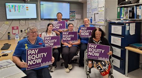 Cut-down cupcakes, cute dinosaurs . . . nurses and kaiāwhina get ...