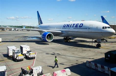 United Airlines Echoes Industry Caution as Iran War Fuel Surge Squeezes ...