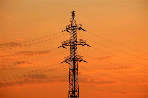 New York experts help lead clean energy plan to power Ukraine during war