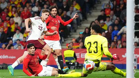 Official uproar... Catalan police launch investigation into insult ...