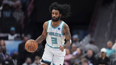 Coby White 'Intends to Sign' Multi-Year Deal to Remain with Charlotte ...