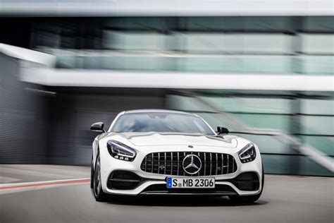 2017 Mercedes-AMG GT (C190) Specs, Performance & Photos - autoevolution