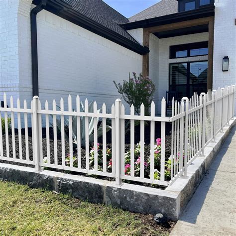Amazon.com : Bynbbur 2 Panels White Picket Fence 42" W x 36" H Outdoor ...