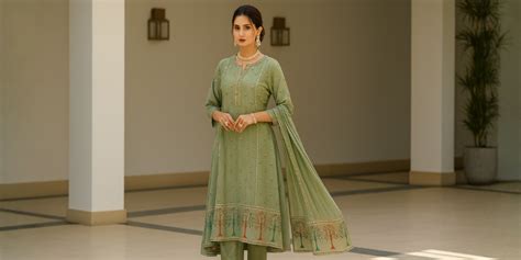 Latest Cotton Suit Designs for Women Blending Tradition & Trend