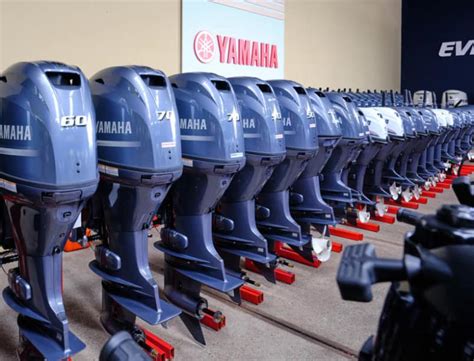 TRIP SET OF 2017 300 HP YAMAHA FOUR STROKE OUTBOARD MOTORS ! гр. София ...