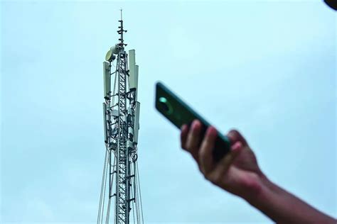 Parliamentary panel wants end use of spectrum clearly defined in ...