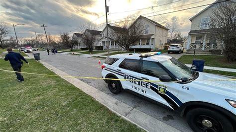 Man stuck several days in mud rescued