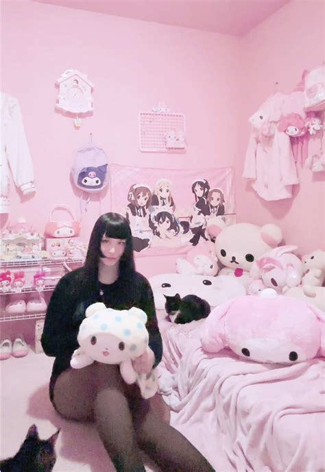 My kitty’s are so adorable they love my room ^_^ #cutecore🎀🦴🍮🐾 #sa ...