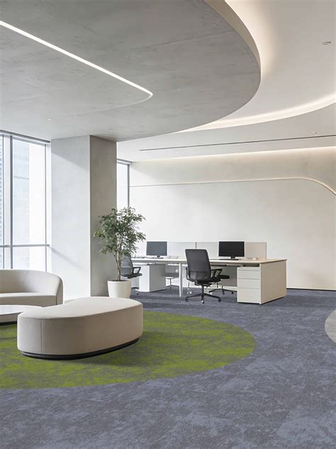 Vinyl Flooring Installation: DIY vs Professional Guide