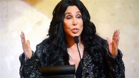 Singer/actress Cher stumps for Hillary Clinton at Michigan State rally