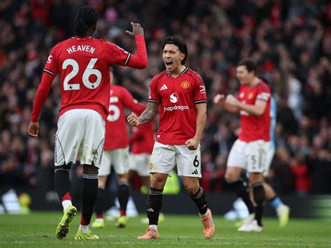 Premier League: Manchester United thrash Manchester City 2-0 at Old ...