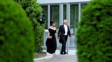 Inside the menu and fashion at White House state dinner for King and Queen - BBC News