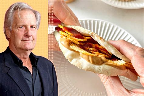 Jeff Daniels’ favorite sandwich is like a bougie Uncrustables for adults