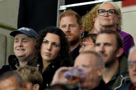 Prince Harry booed by fans during surprise appearance in the stands at ...