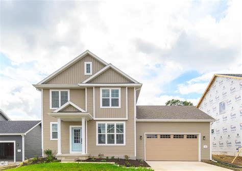 468 Stoddard Dr, Oregon, WI 53575 | Realtor.com®