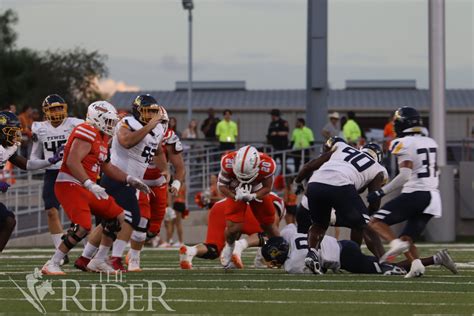 Vaqueros dominate Rams 61-13, remain undefeated - The Rider Newspaper