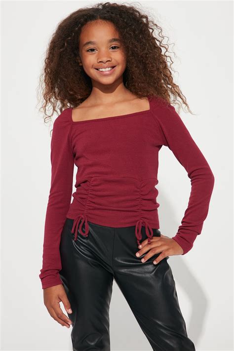 Mini Just Leaving Top - Burgundy | Fashion Nova