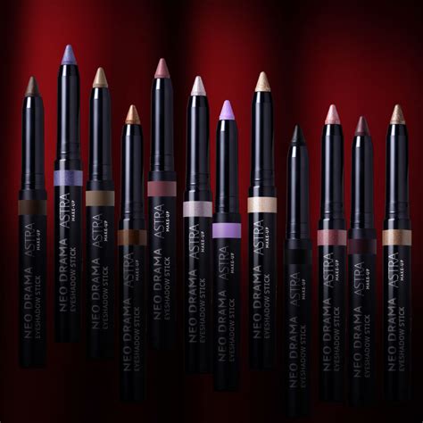 ASTRA MAKE-UP Neo Drama Eyeshadow Stick Mat 04 Cameo Nude - Bio Boutique La Rosa Canina