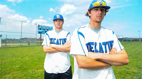 Donahue, Meekins and Marvel win Bayside baseball awards