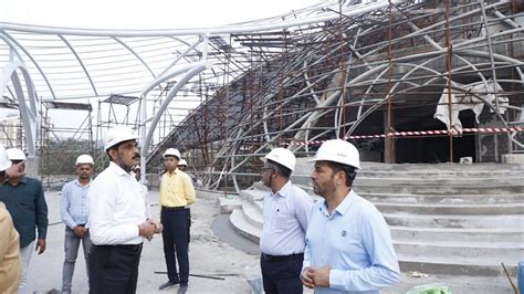 Navi Mumbai: NMMC Commissioner Issues Show-Cause Notices To Officials ...