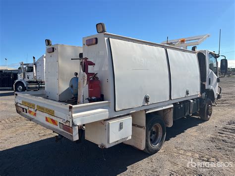 2011 Isuzu NPS 4x4 Fuel & Lube Truck | Ritchie Bros. Auctioneers