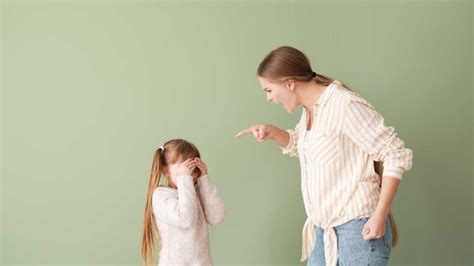 The Narcissistic Mother: One of the Most Frightening of All ...