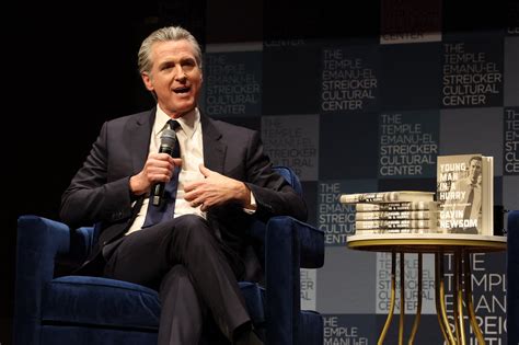 How Gavin Newsom Boosted His Book Sales With $1.5 Million From His PAC - The New York Times