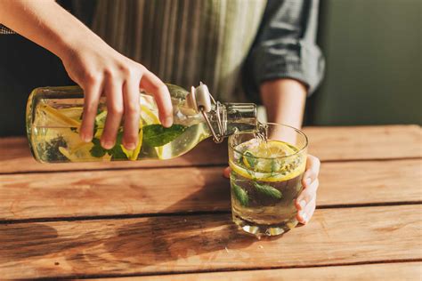 6 healthy drinks for weight loss that aren’t water