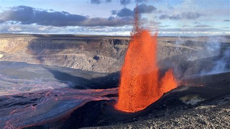 Hawaii's Kilauea volcano erupts again this week with lava fountains as ...