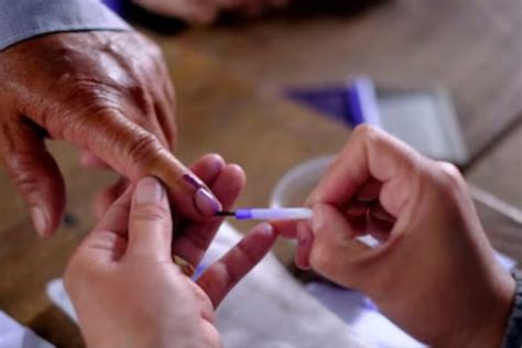 Bengal & Tamil Nadu on knife's edge, BJP retains Assam, UDF bags Kerala ...