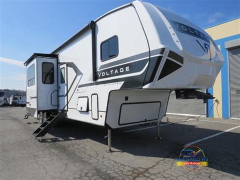 2026 Dutchmen RV Voltage 3600 in Hamburg, PA, USA