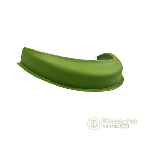 Left rear inner wheel tub (240Z 260Z 280Z)