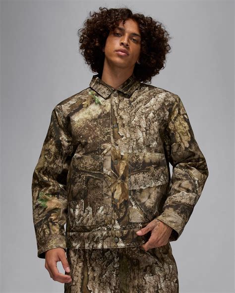 Jordan Flight Chicago Men's Realtree Jacket. Nike IL