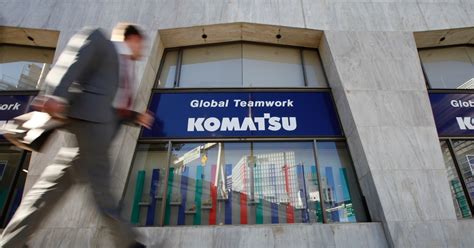 コマツ、国内向け建設機械・フォークリフトを値上げ 平均10％ | ロイター