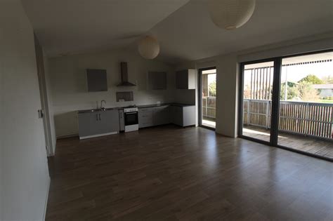 2 Apartments for Rent in Saint-Augustin | Properstar