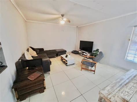3 Bedroom House for sale in Rustenburg Central | T5464781 | Private ...