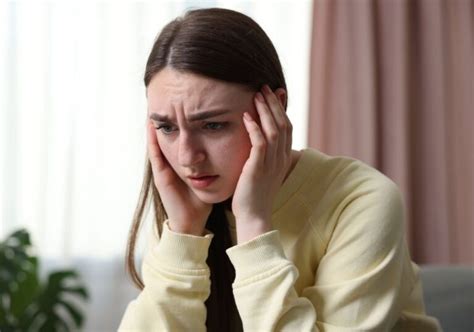 How Schizophrenia Affects the Brain? - Revival Mental Health