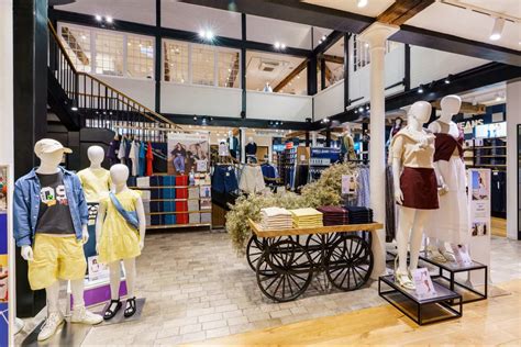 Uniqlo reopens Covent Garden store with customer-focused concept