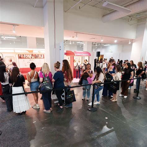 Fashion and Style News, Trends, Celebrity Fashion | Vanity Fair