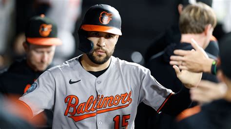 Cubs sign outfielder Dylan Carlson to minor league deal - ESPN