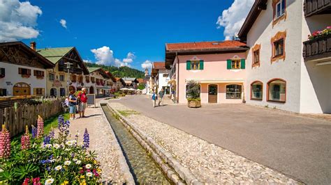 Mittenwald Germany colorful Lüftlmalerei village in Bavaria (4K)