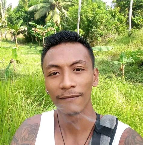 Isdang masarap sa inihaw at sinabawan isdang spirit #fbreelsvideo #fypシ ...