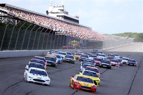 Double-file restarts take on more importance than ever | FOX Sports