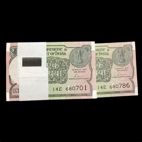 Rs 1 PKT 680701 – Bismillah Rahim No. with 786 Fancy Serial Notes