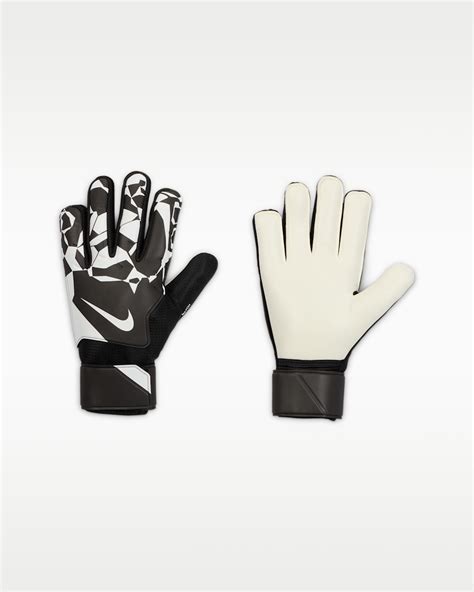 Nike Match Goalkeeper Football Gloves. Nike AT