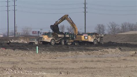 'We're proud': Cleveland Browns break ground in Brook Park, marking a ...