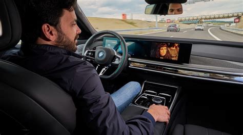BMW Betters its Autonomous Driving with Level 2 and 3 Approval