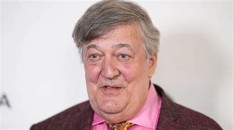 Stephen Fry sues over O2 stage fall injuries